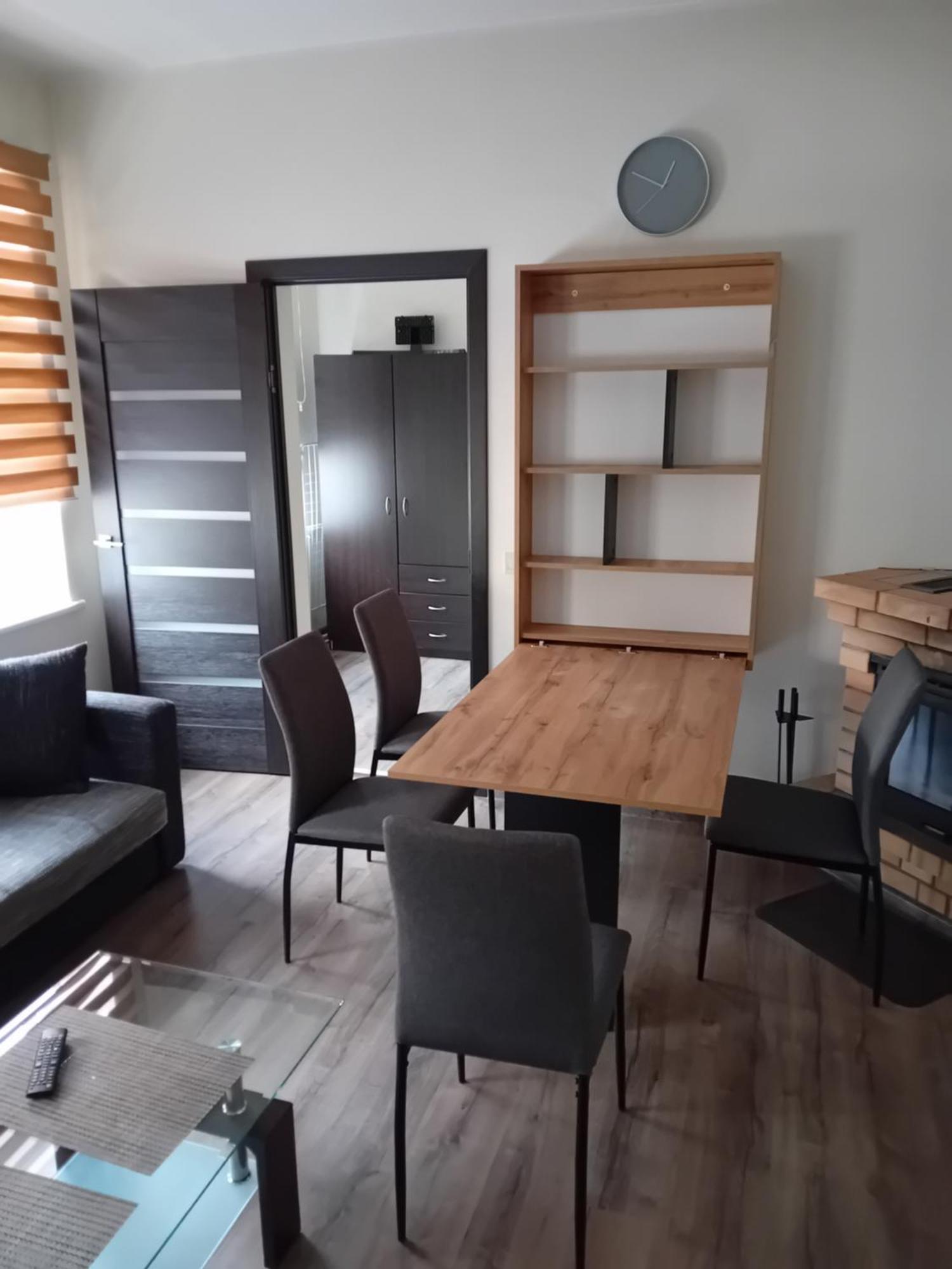 Ml Place Лієпая Номер фото